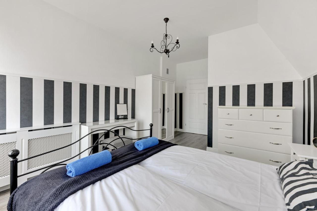 Pola By Q4Apartments - Heart Of The Old Town 그단스크 외부 사진